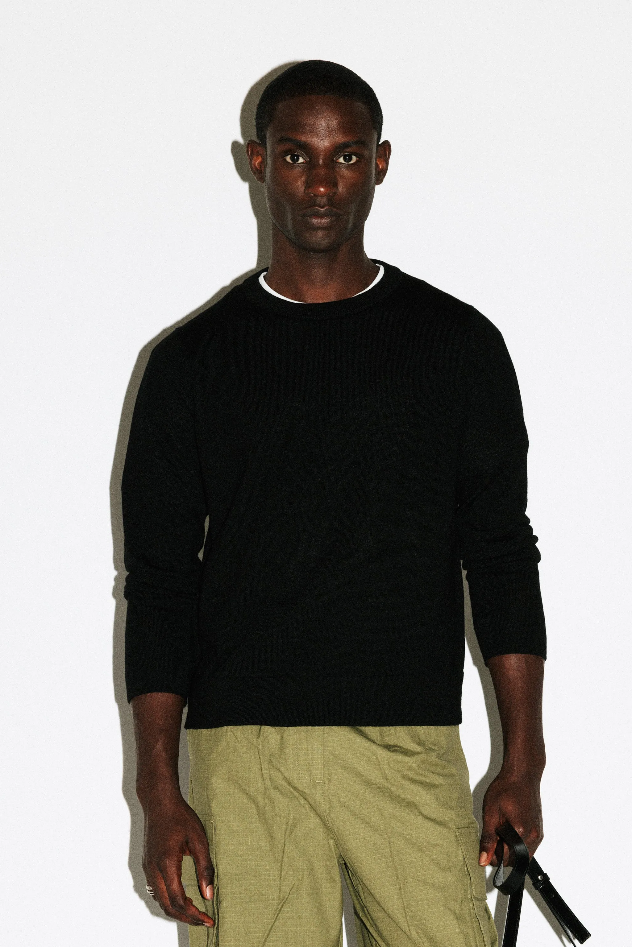 Hauser 90s Fit Crewneck Sweater  |  Black