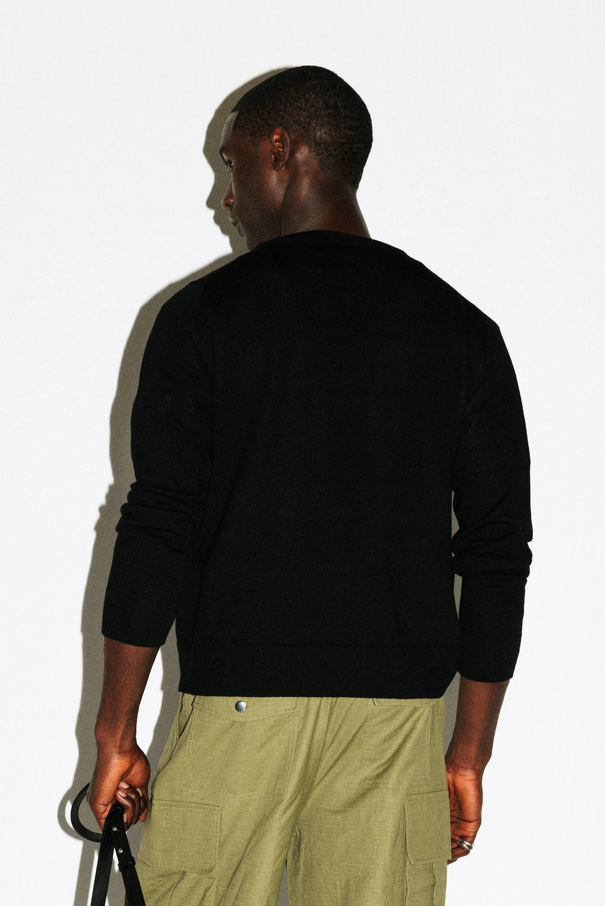 Hauser 90s Fit Crewneck Sweater  |  Black