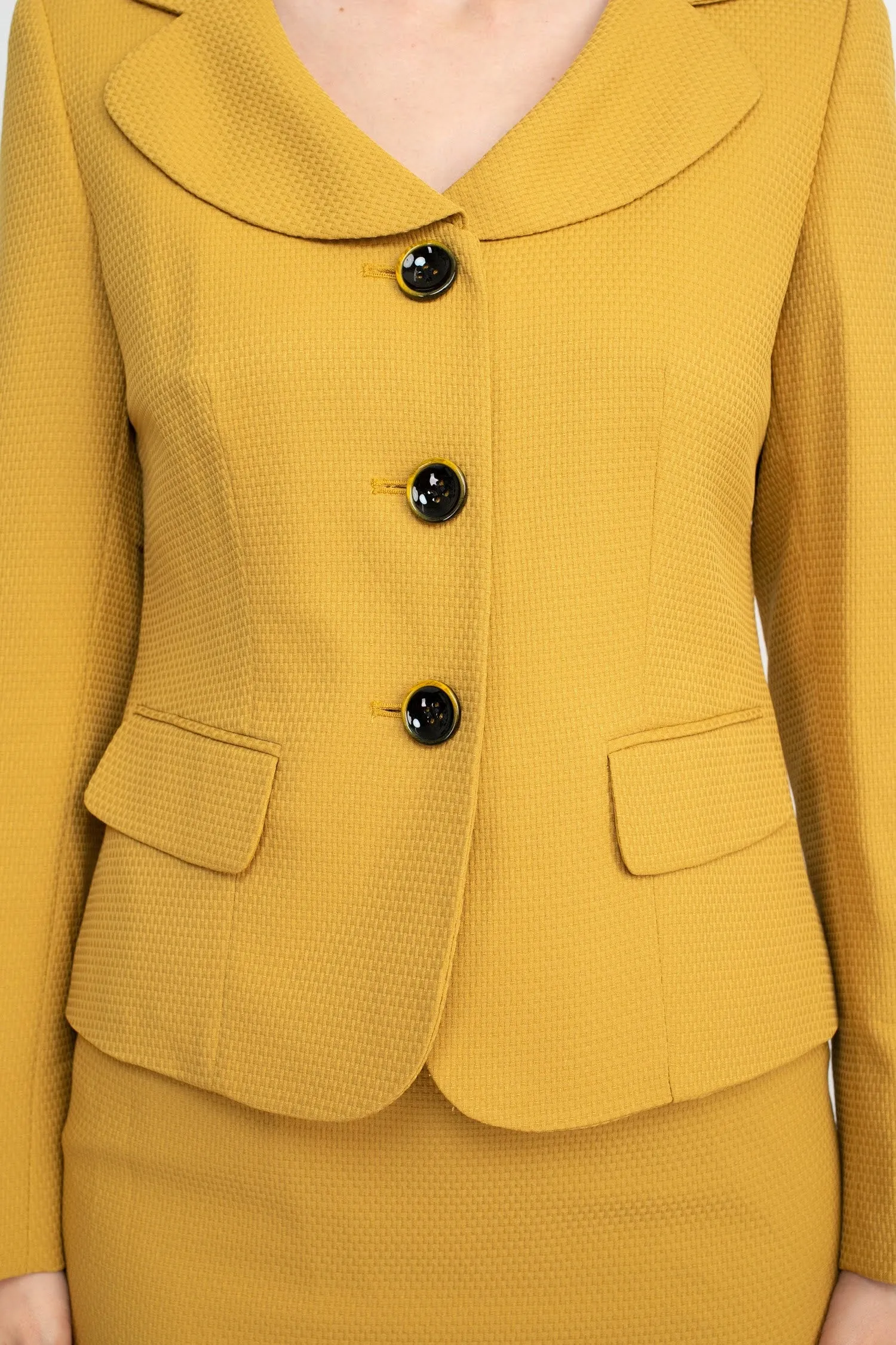 Le Suit Notched Collar 3 Button Flap Pocket Square Texture Jacket with Zipper Back Skimmer Skirt  (Two Piece)