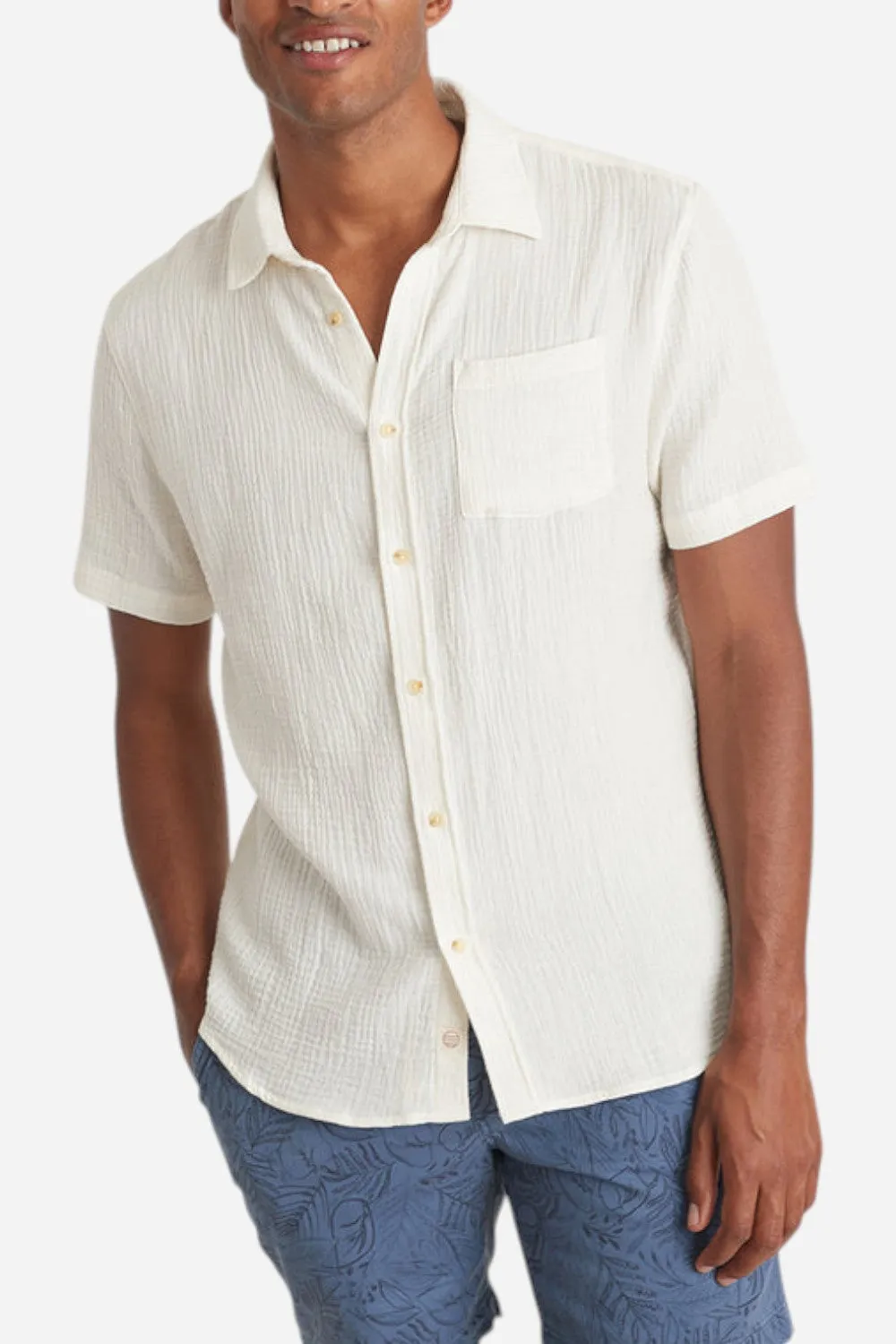 Marine Layer Short Sleeve Crinkle Double Cloth Shirt in Natural