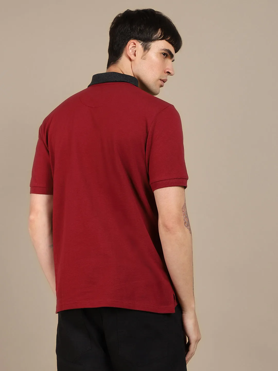 Men's Colorblock Maroon Polo Collar T-shirt