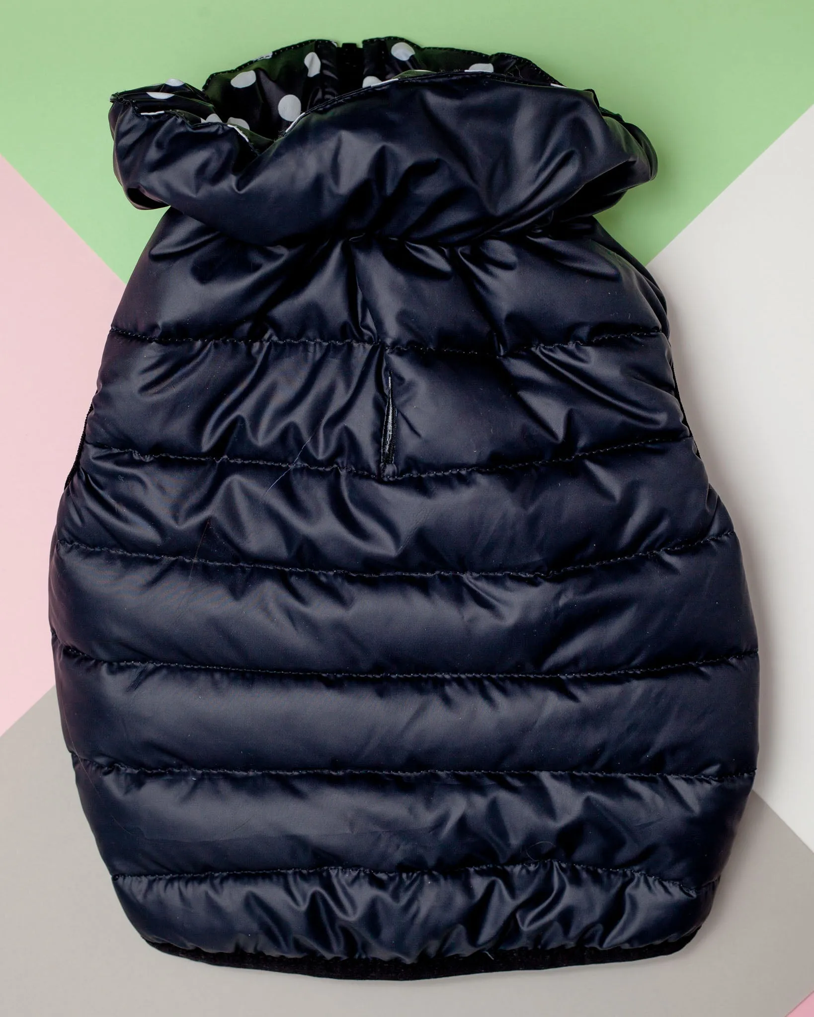 Reversible AiryVest in Black   Black Dot (DOG & CO. Exclusive)